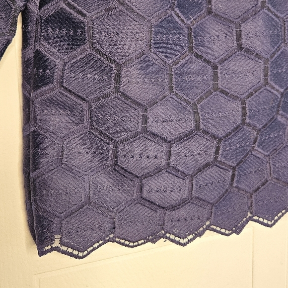 Anne Klein Navy Hexagon Pattern Embroidered Top Round Neck Long Sleeve Sz 2 NWT - Picture 5 of 16
